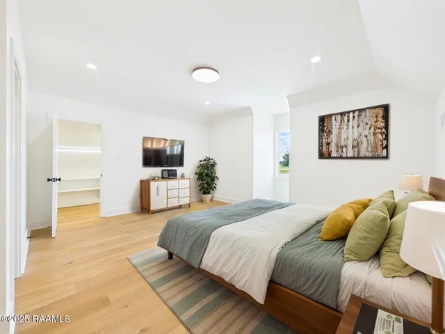 $1,063,296 | 223 Gunter Grass Court, Lafayette, LA 70508