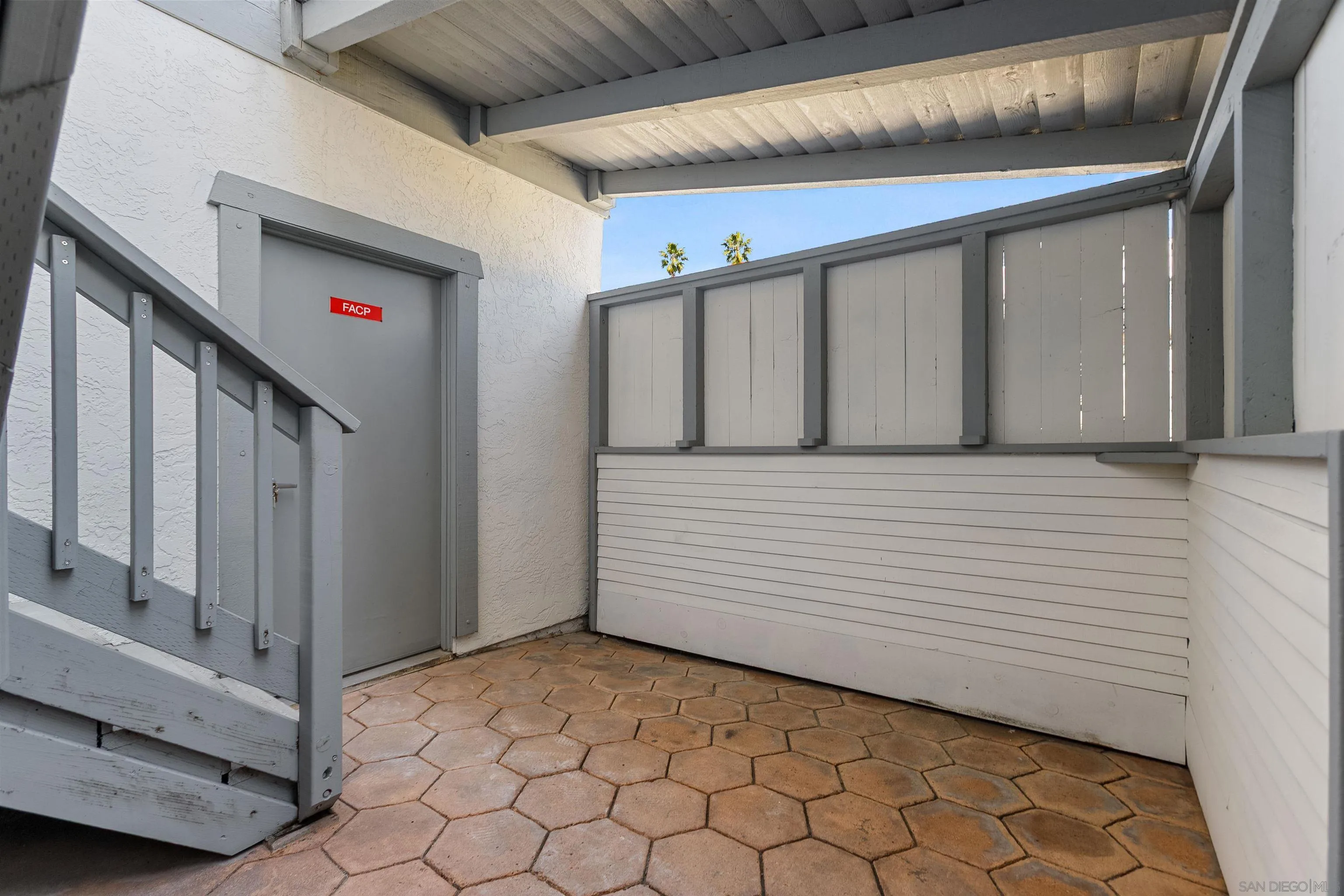 520 Pearl Street, Unit 2 La Jolla, CA 92037 - Photo 14 of 27