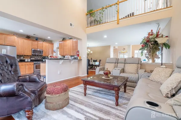$750,000 | 56 Lakehurst Way, Monroe Township, NJ 08831