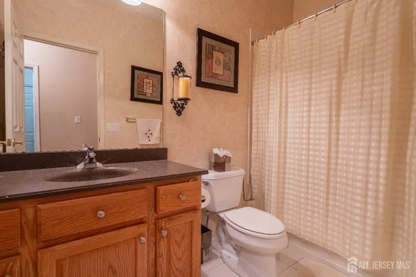 $750,000 | 56 Lakehurst Way, Monroe Township, NJ 08831