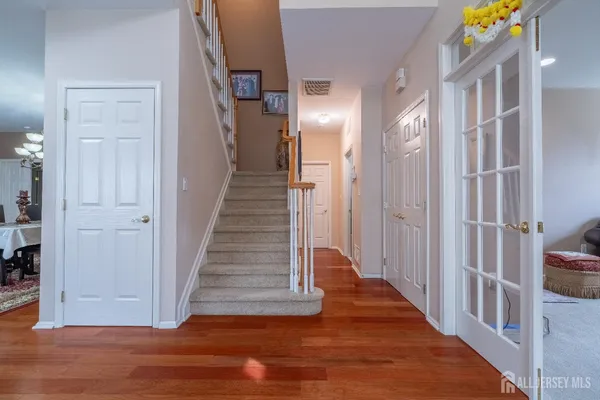 $750,000 | 56 Lakehurst Way, Monroe Township, NJ 08831