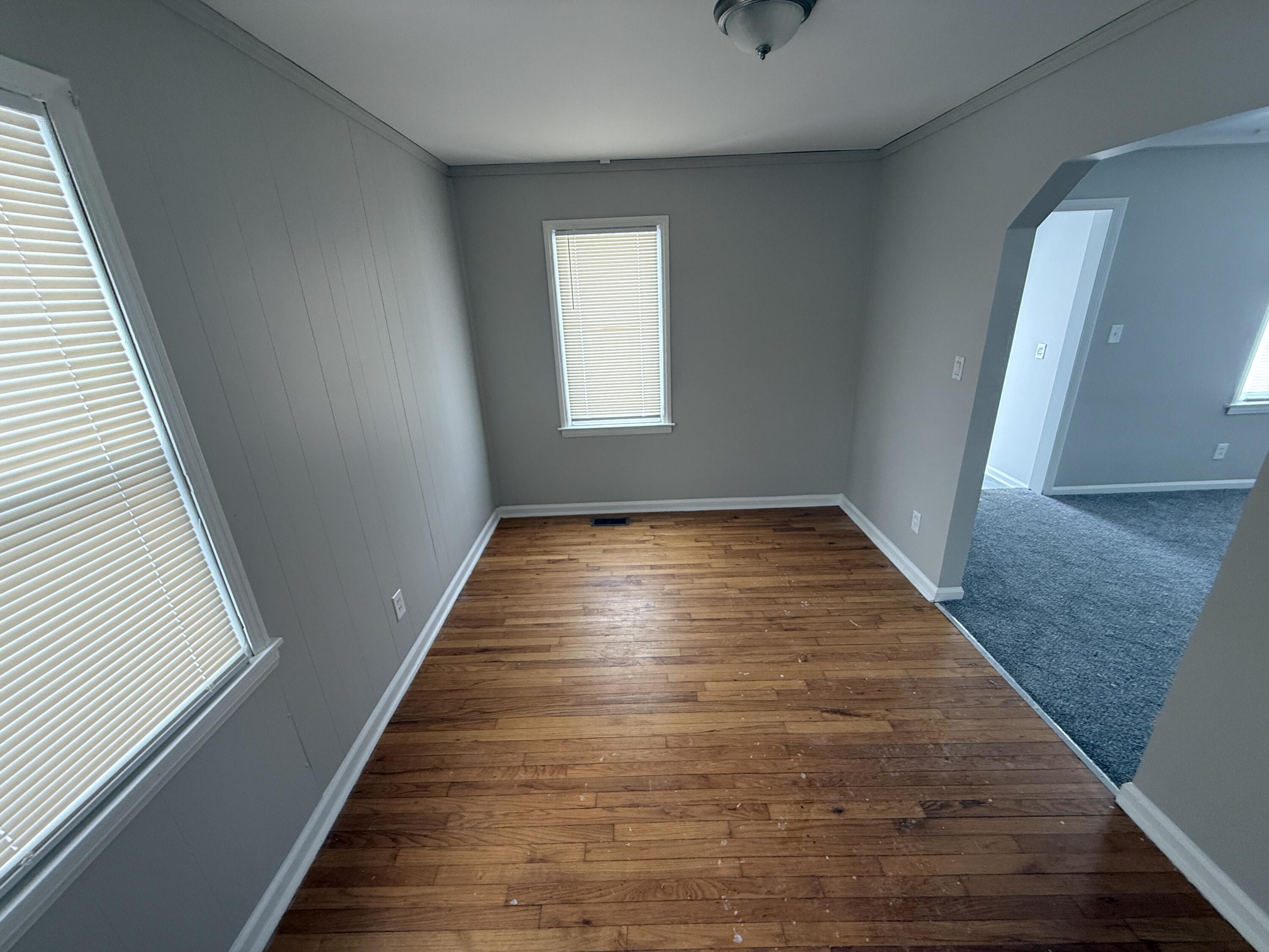 24360 Flower Avenue Eastpointe, MI 48021 - Photo 12 of 17 IMG_2070