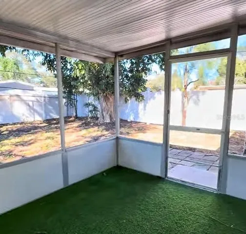 $2,700 | 5520 Hobson Street Northeast, St. Petersburg, FL 33703