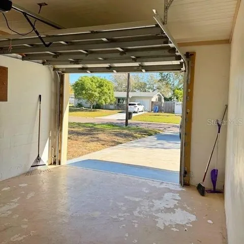 $2,700 | 5520 Hobson Street Northeast, St. Petersburg, FL 33703