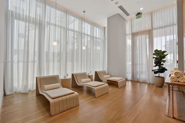 $15,000 | 5775 Collins Avenue, Unit 405, Miami Beach, FL 33140