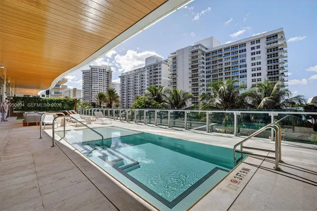 $15,000 | 5775 Collins Avenue, Unit 405, Miami Beach, FL 33140