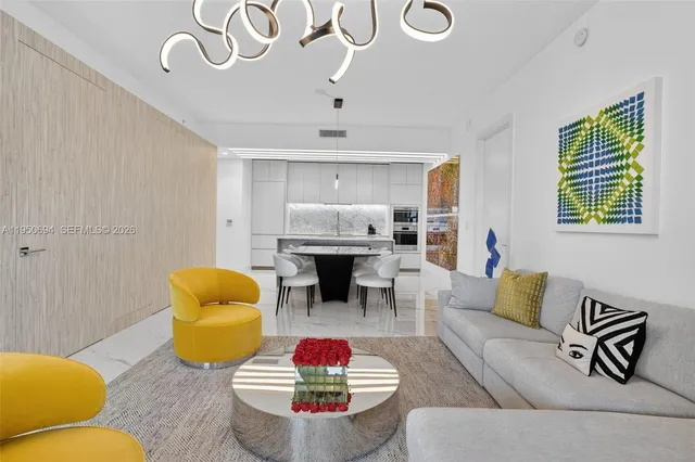 $15,000 | 5775 Collins Avenue, Unit 405, Miami Beach, FL 33140