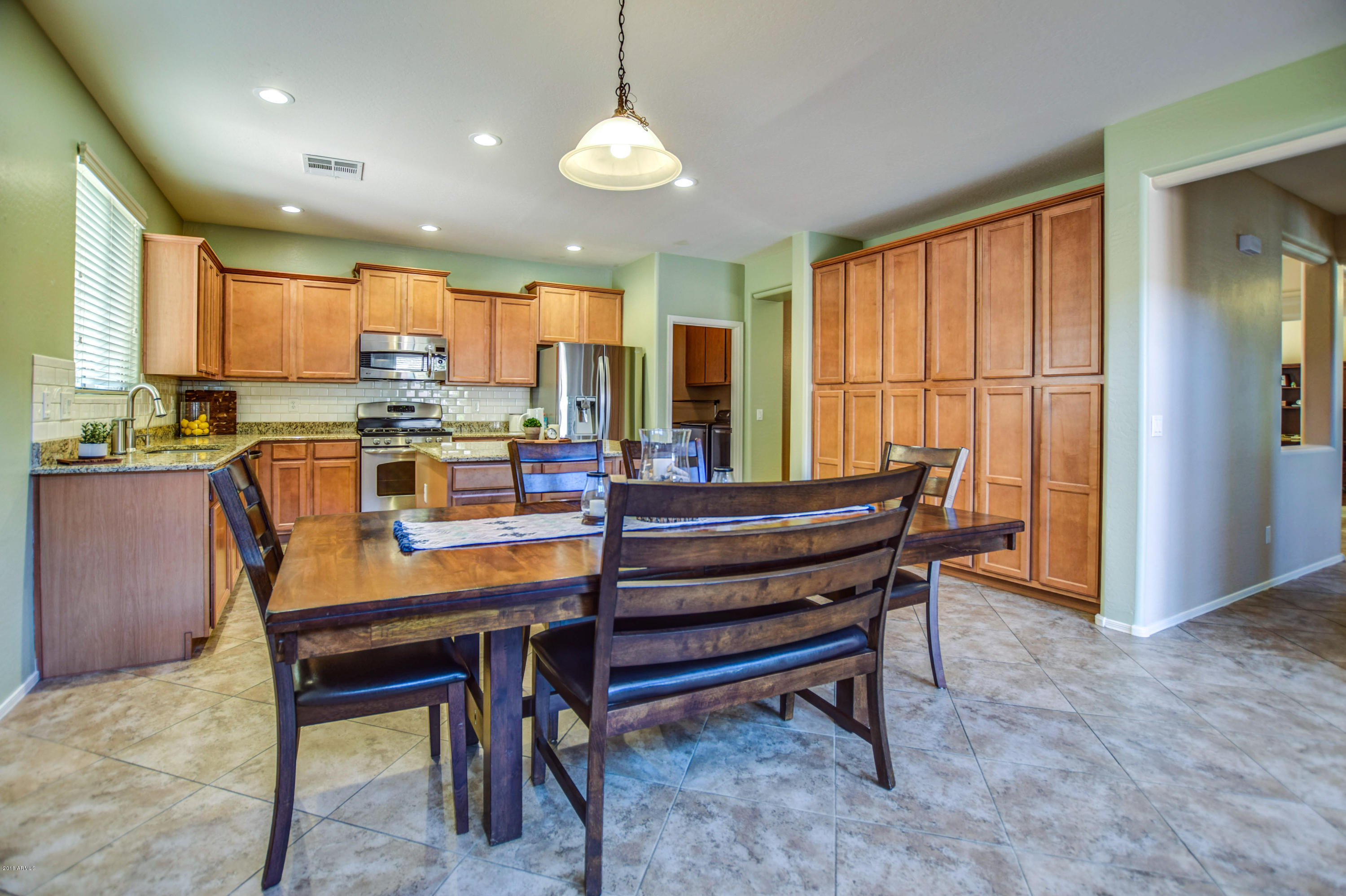19702 East Thornton Road Queen Creek, AZ 85142 - Photo 25 of 79 kitchen 8