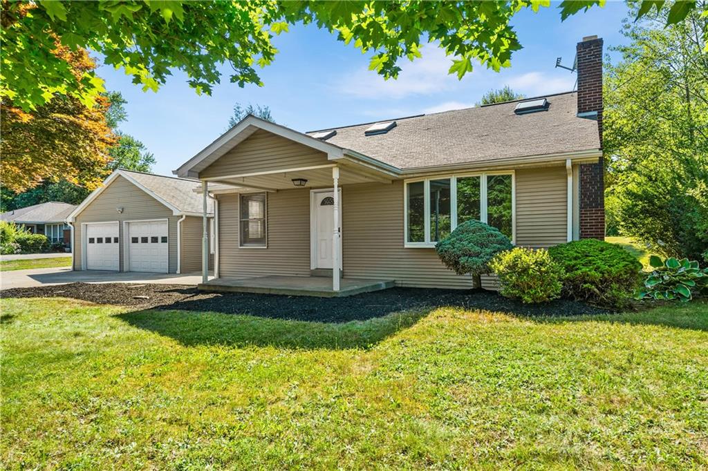 636 Frankfort Road Monaca, PA 15061 - Photo 1 of 30 Gallery Image 1