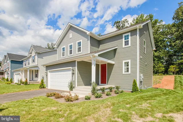 $449,999 | 35615 Pine Needle Lane, Locust Grove, VA 22508