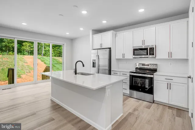 $449,999 | 35615 Pine Needle Lane, Locust Grove, VA 22508