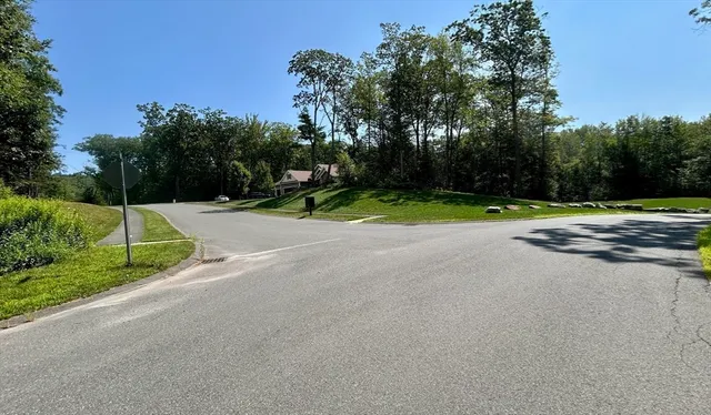 $182,000 | 7 Quigley Road, Southampton, MA 01073