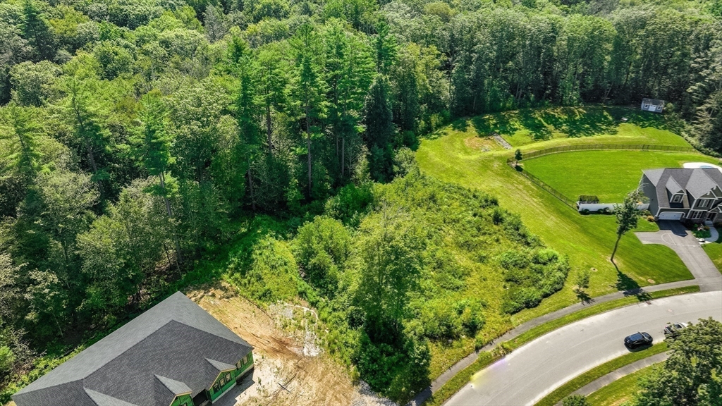 7 Quigley Road Southampton, MA 01073 - Photo 4 of 32