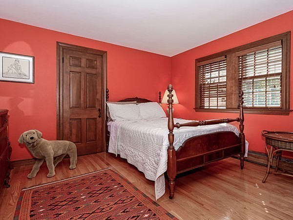 20 Leslie Road Waltham, MA 02451 - Photo 18 of 30 Gallery Image 18