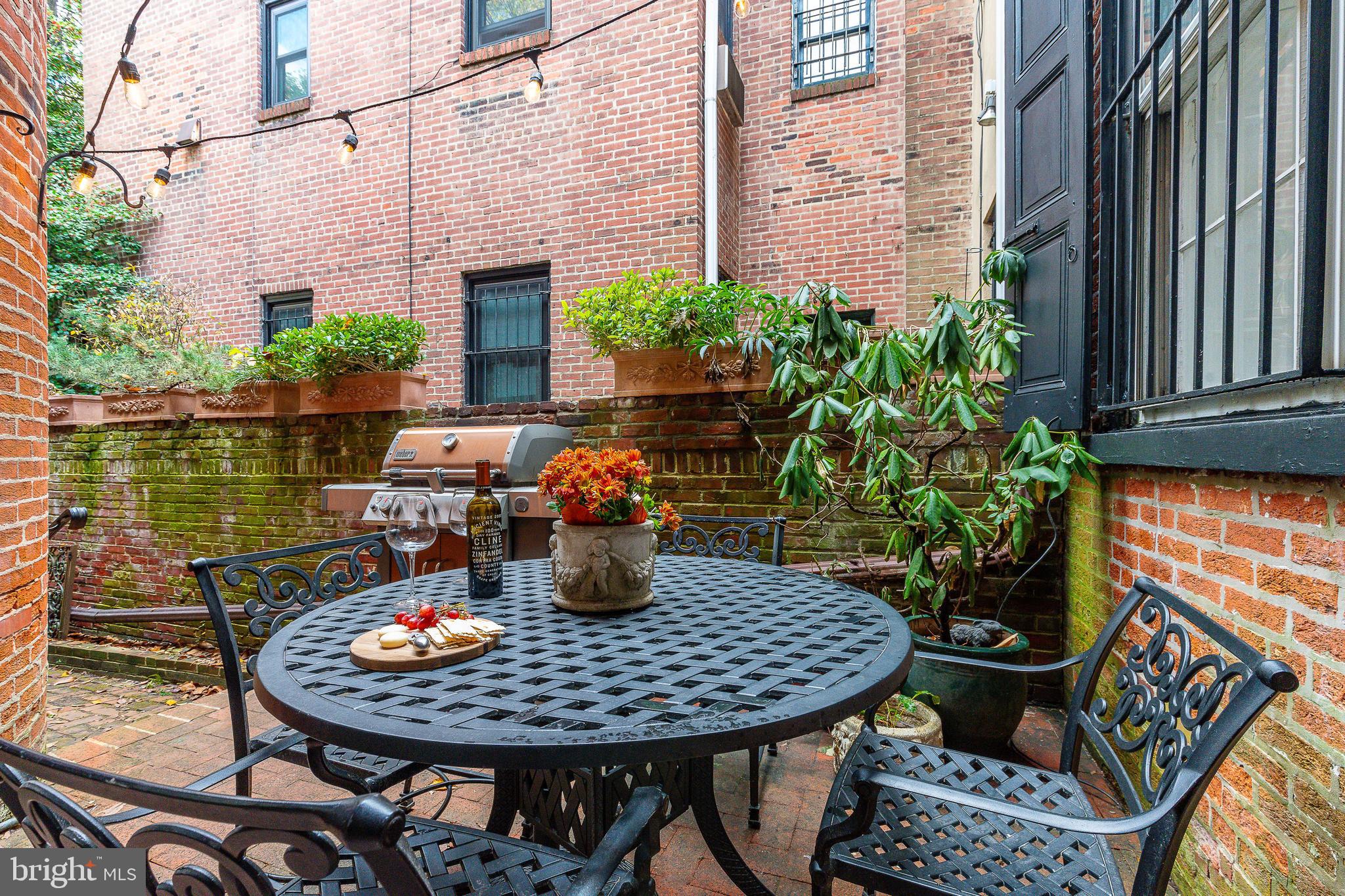 517 Pine Street Philadelphia, PA 19106 - Photo 21 of 63