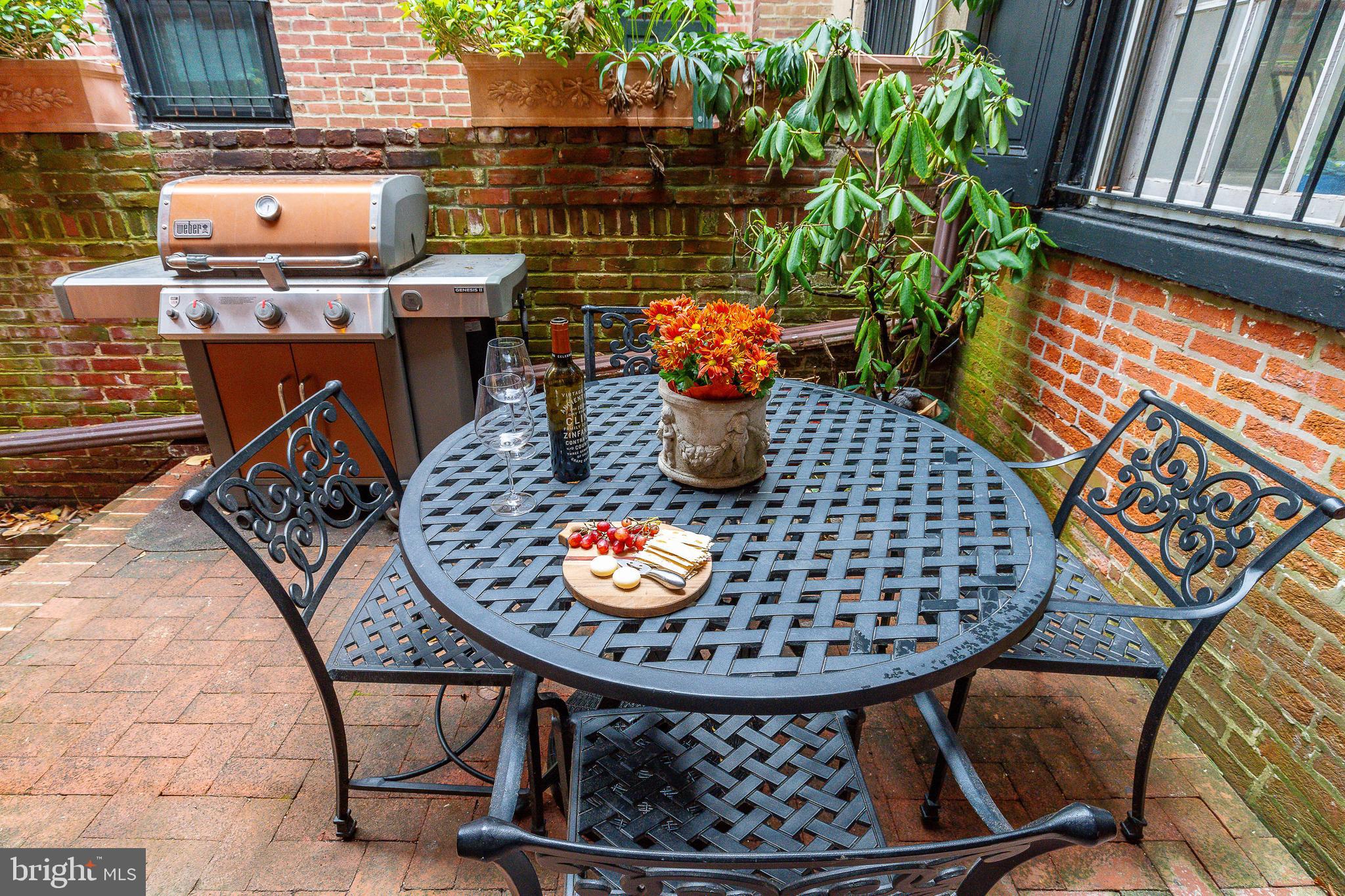 517 Pine Street Philadelphia, PA 19106 - Photo 22 of 63
