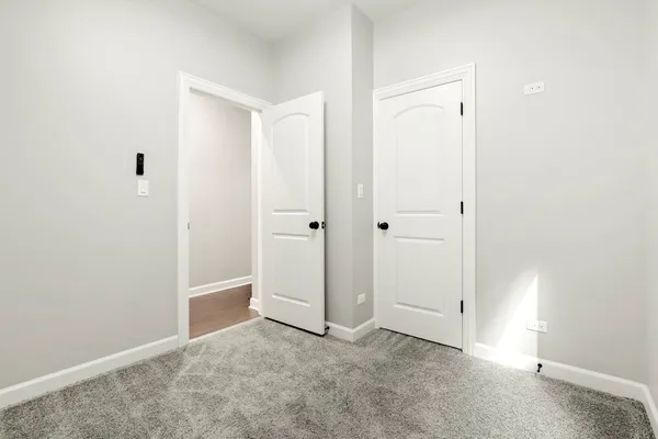$2,600 | 4605 South Langley Avenue, Unit 2, Chicago, IL 60653