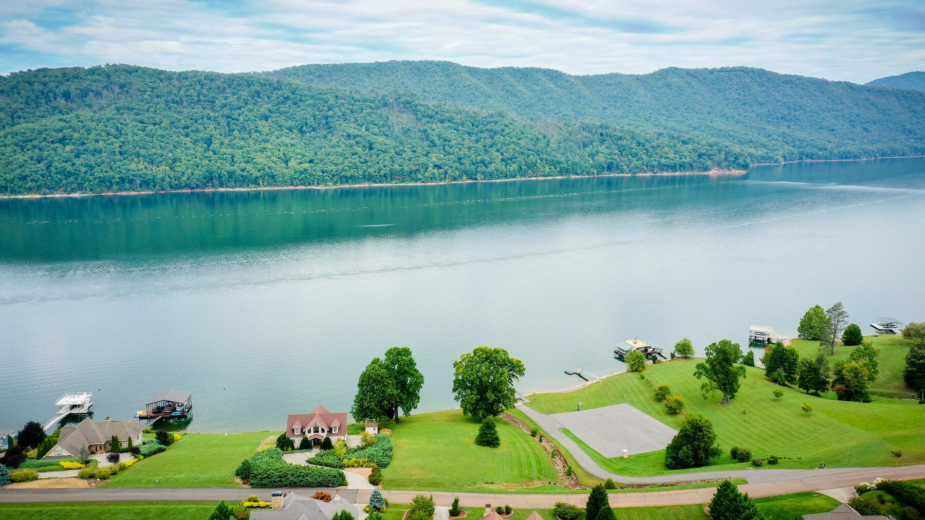 Lot 65 Harbor Point Road, Unit 65 Butler, TN 37640 - Photo 14 of 16 114