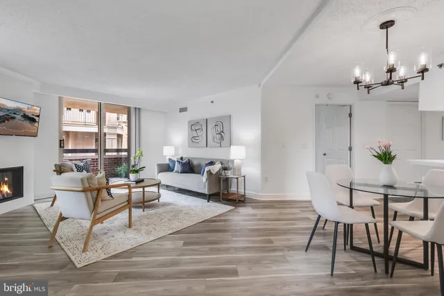 $675,000 | 1276 North Wayne Street, Unit 300, Arlington, VA 22201