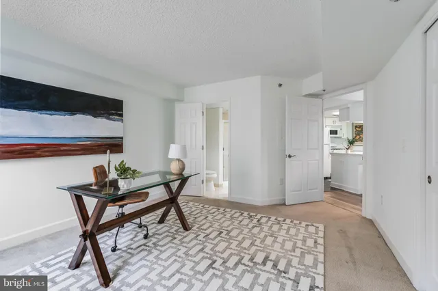 $675,000 | 1276 North Wayne Street, Unit 300, Arlington, VA 22201