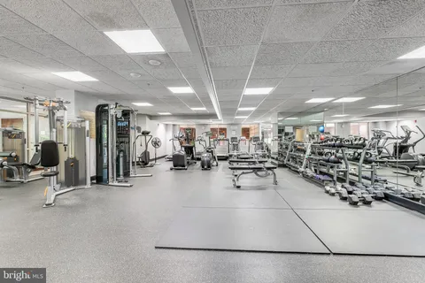 $675,000 | 1276 North Wayne Street, Unit 300, Arlington, VA 22201