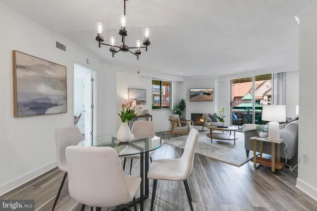 $675,000 | 1276 North Wayne Street, Unit 300, Arlington, VA 22201