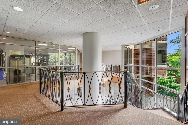 $675,000 | 1276 North Wayne Street, Unit 300, Arlington, VA 22201