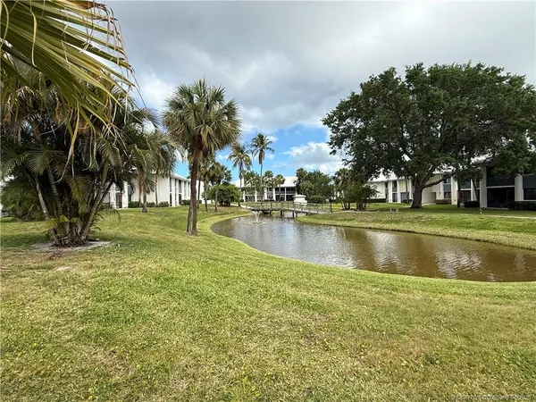 $1,800 | 175 Southeast St Lucie Boulevard, Unit H207, Stuart, FL 34996
