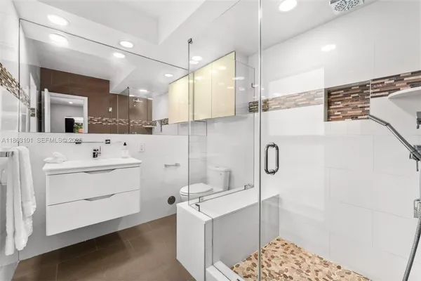 $2,999,999 | 1410 Cleveland Road, Miami Beach, FL 33141