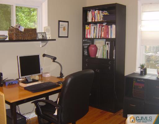 425 Huff Road North Brunswick, NJ 08902 - Photo 8 of 8 Gallery Image 8