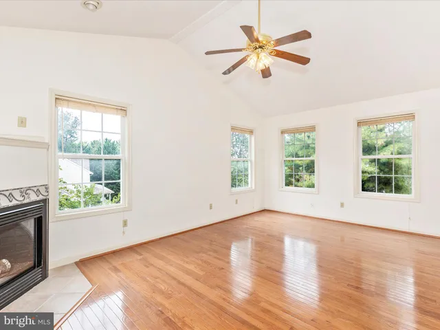 $699,900 | 318 Copper Oaks Drive, Woodsboro, MD 21798