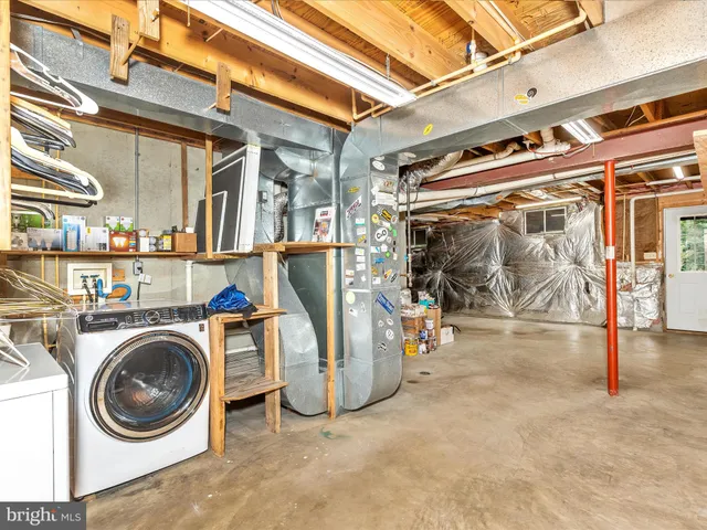 $699,900 | 318 Copper Oaks Drive, Woodsboro, MD 21798