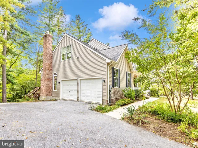 $699,900 | 318 Copper Oaks Drive, Woodsboro, MD 21798