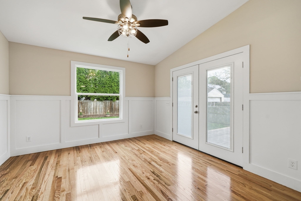 23 Gilman Street Springfield, MA 01118 - Photo 12 of 41