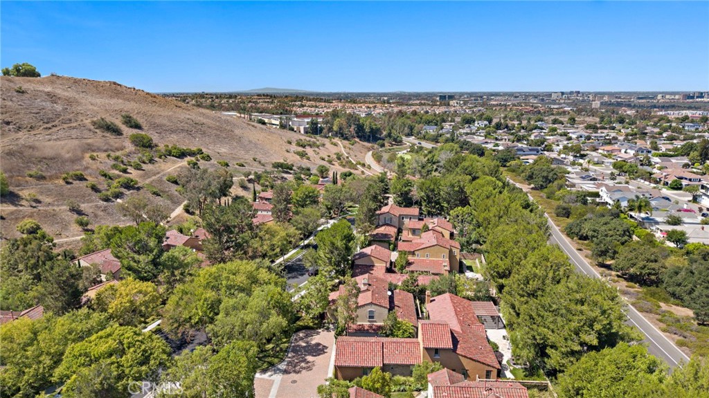 61 Shade Tree Irvine, CA 92603 - Photo 25 of 26