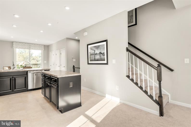 102 Spring Gate A-eog Md 21122, Unit CLARENDON Pasadena, MD 21122 - Photo 8 of 23