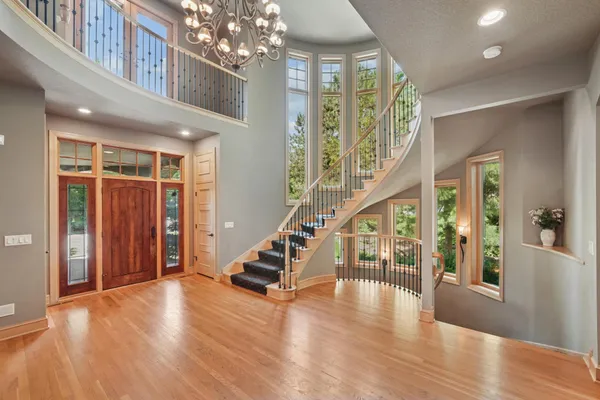 $1,599,000 | 18844 Bearpath Trail, Eden Prairie, MN 55347