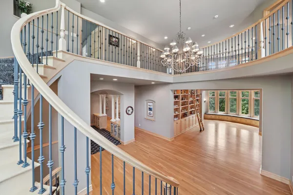 $1,599,000 | 18844 Bearpath Trail, Eden Prairie, MN 55347