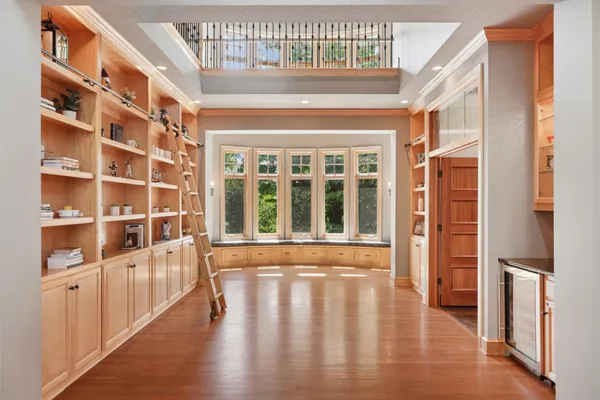 $1,599,000 | 18844 Bearpath Trail, Eden Prairie, MN 55347