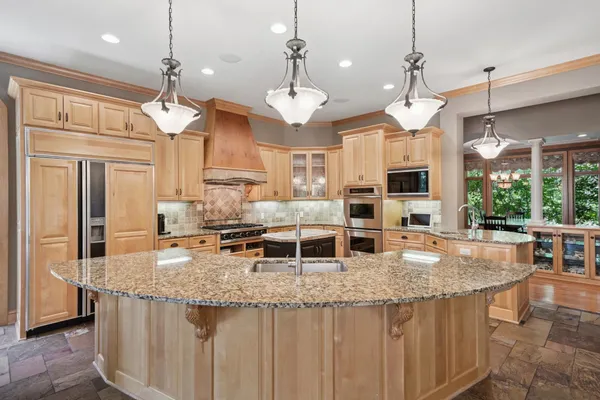 $1,599,000 | 18844 Bearpath Trail, Eden Prairie, MN 55347