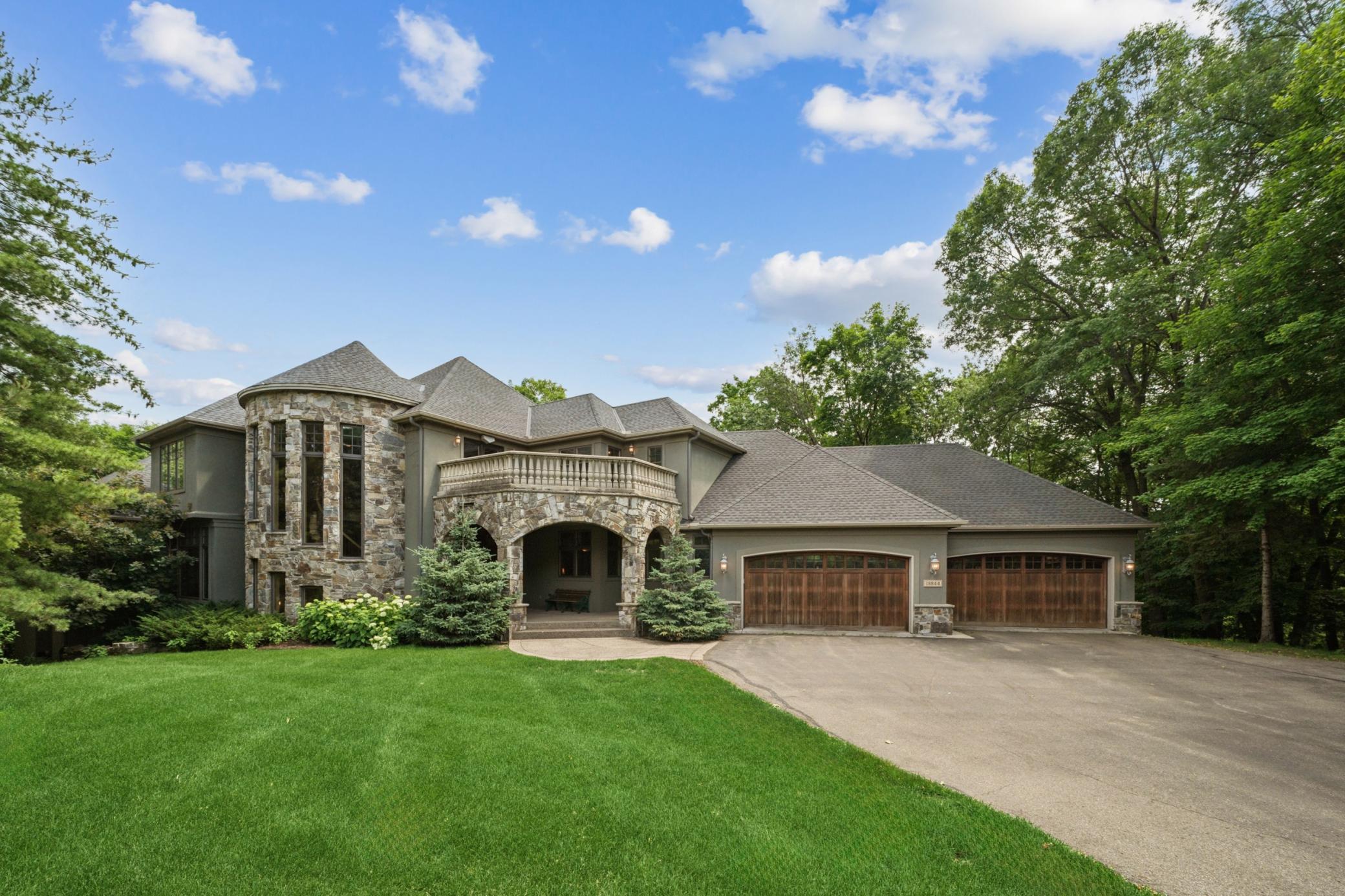 18844 Bearpath Trail Eden Prairie, MN 55347 - Photo 5 of 69