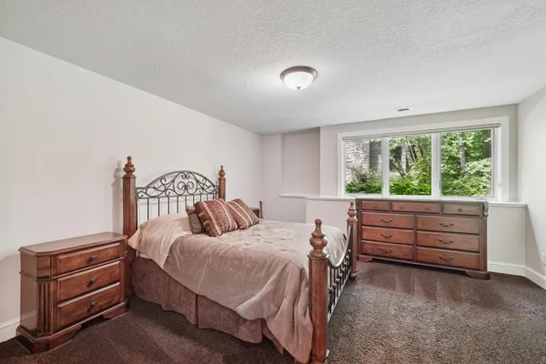 $1,599,000 | 18844 Bearpath Trail, Eden Prairie, MN 55347