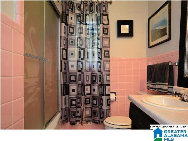 1601 Barry Avenue Birmingham, AL 35209 - Photo 21 of 32