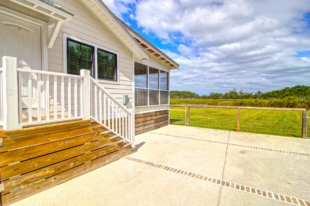 $975,000 | 1269 River Road, Johns Island, SC 29455