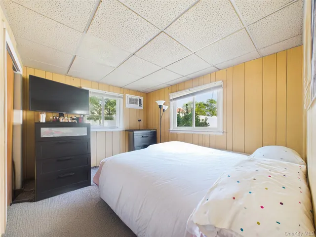 $600,000 | 554 South 8th Street, Lindenhurst, NY 11757