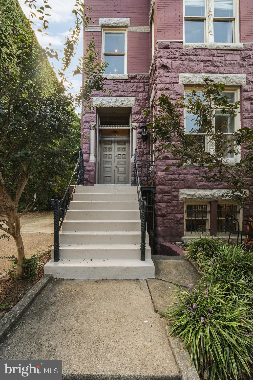 1724 18th Street Northwest Washington, DC 20009 - Photo 3 of 32