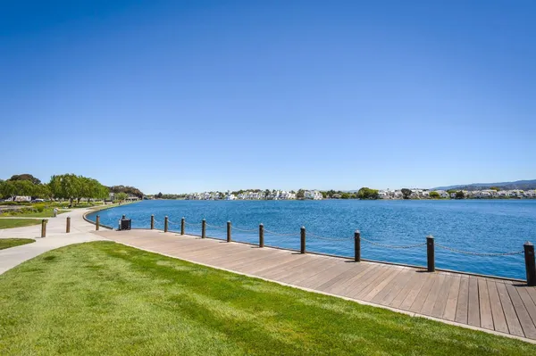 $1,250,000 | 1058 Foster Square Lane, Unit 204, Foster City, CA 94404