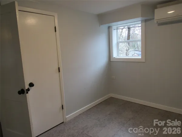 $435,000 | 822 Azalea Avenue, Black Mountain, NC 28711