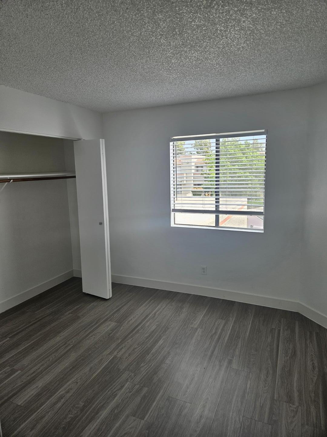 935 North Granite Reef Road, Unit 141 Scottsdale, AZ 85257 - Photo 8 of 21 Photo #8