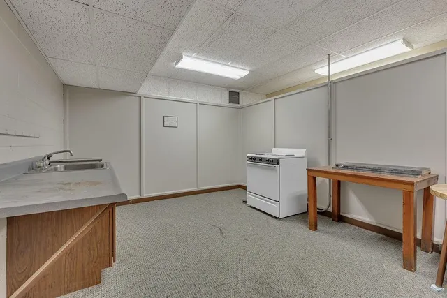 a view of a storage & utility room
